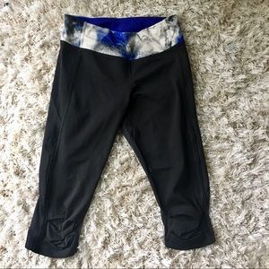 Great Condition! LULULEMON CROP
